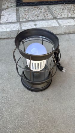 Mosquito table light/zapper