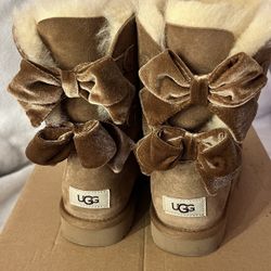 UGG Bailey Bow II – Velvet Ribbon (Chestnut) • Women’s Size 8