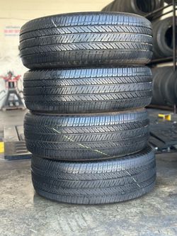 SET OF TIRE 255 65 18 BRIDGESTONE 85% LIFE