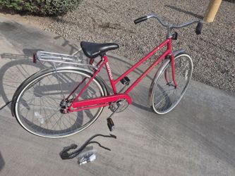Woman Bike Sheffield te1