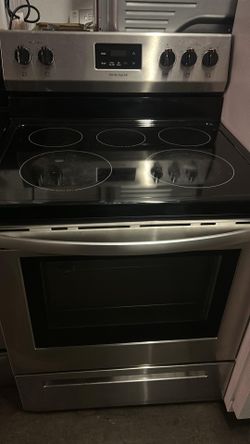 Frigidaire Electric Stove 