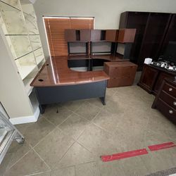 Office Furniture Set (80% OFF)