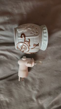 Cinderella Scentsy Warmer