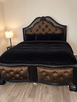 King size bed set black/cheetah