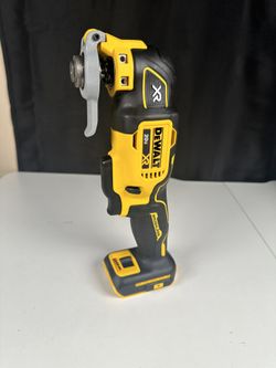 Dewalt 20V MAX XR Cordless Brushless 3-Speed Oscillating Multi Tool DCS356