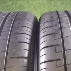 PAIR Of 245 40R20 Pirelli PZero PZ4 80% Tread 7/32 99Y SKU 26928 Grade A Tires 