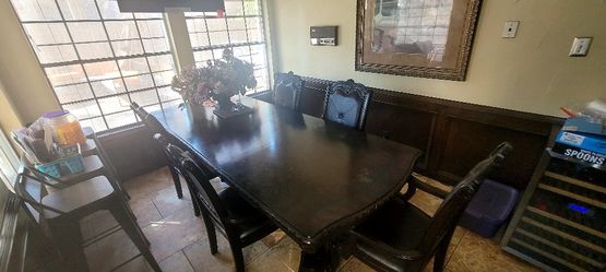 Dining Room Table With Chairs