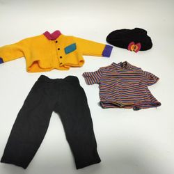 Pleasant Company American Girl Doll of Today First Day Meet Outfit 1996.
Set includes: pants, hat, shirt, and sweater.
