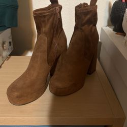 Melrose And Market Suede Boots 8.5