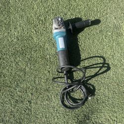 👉 ⚙️ Makita Angle Grinders – 2 Contractor Tools – Tested & Running