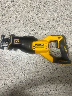 Dewalt 20v XR sawzall