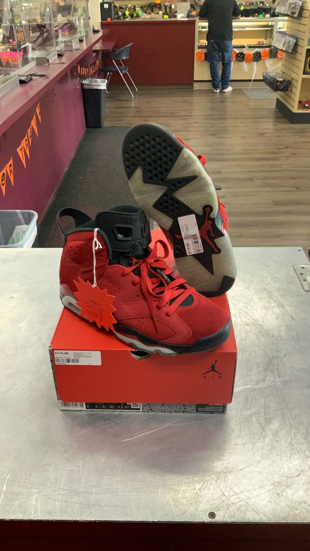10033 Jordan Retro 6 Toro Bravo’s 59904