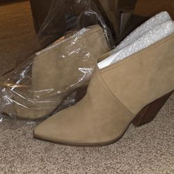 Vince Camuto Booties, Leather, Size 11