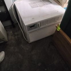 25,000 BTUs  Air Conditioner (Used)