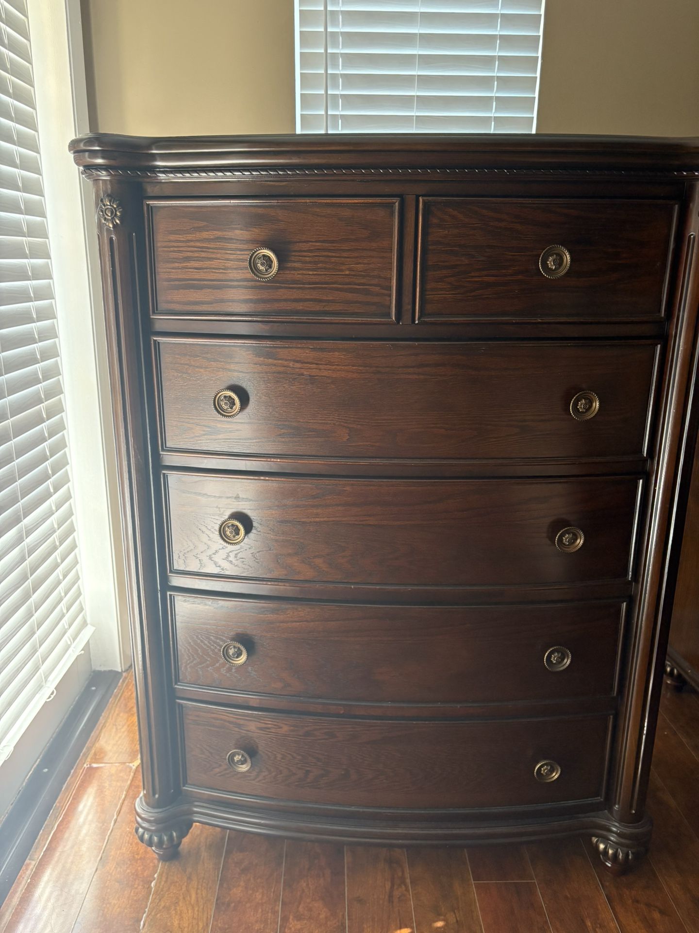 Dresser Wood