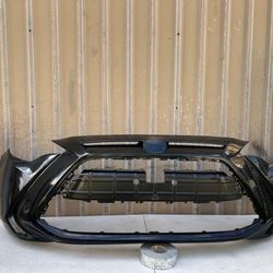 2016 2017 2018 Toyota YARIS Front Bumper Original 