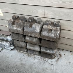 Cinder blocks for decking