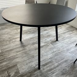 Hay Loop Stand Round Laminate Table 41.5”  120CM