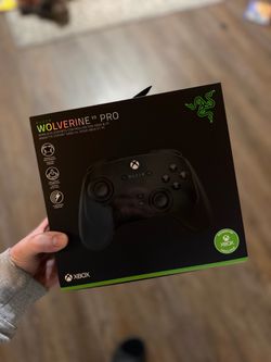 Razer Wolverine V3 Pro Wireless Xbox/PC Controller – With Case & Box