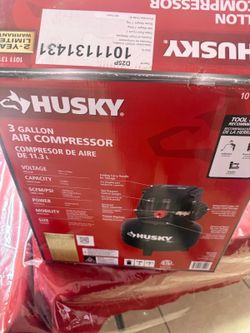 Husky 3 Gal. 120 PSI Portable Electric Oil-Free Light Duty Pancake Air Compressor with Fold Down Handle and 1-Quick Coupler like new $45 each