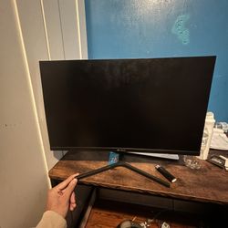 Curved 180hz Monitor 
