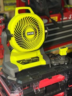 RYOBI ONE+ 18V Cordless 7-1/2 in. Bucket Top Misting Fan with battery and charger