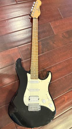 Yamaha EG 112 C Electric Guitar