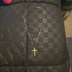 Beautiful 14k Gold Fill 1/20 Cross And Chain