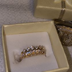 Solid 10k Gold Ring With Crystals