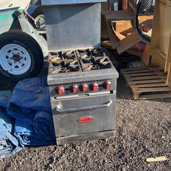 4 Burner Stove New Never Used 