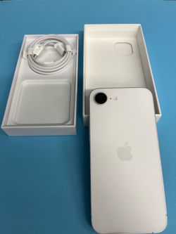 iPhone 16e unlocked for any carriers 128gb ( Liberado)