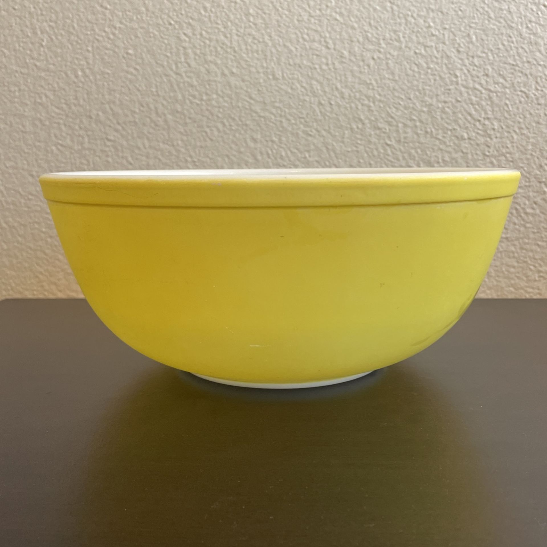 Pyrex Vintage Mixing Bowl Yellow 