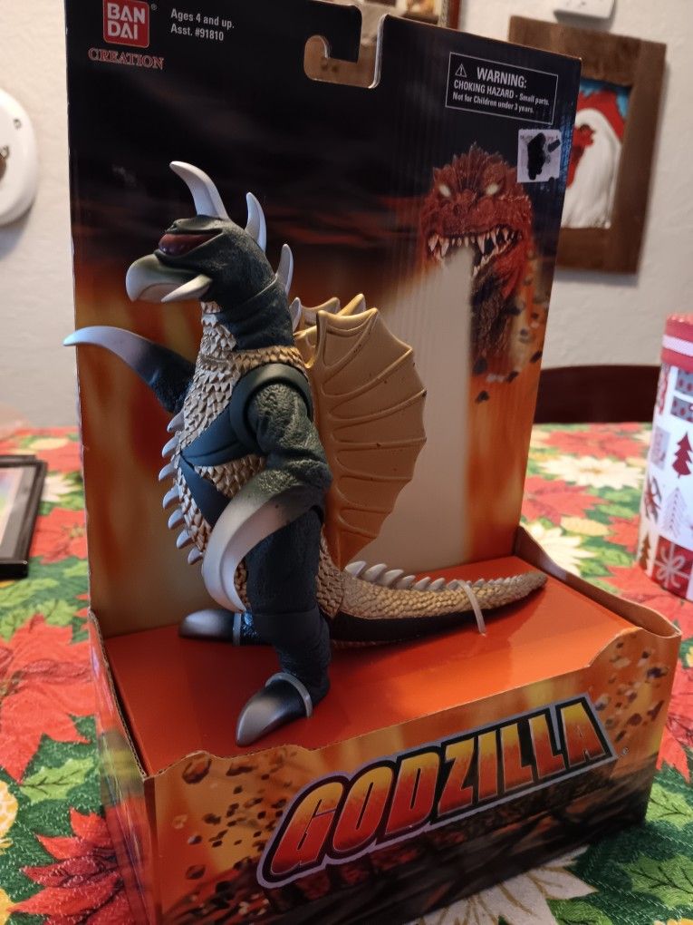 Vintage Bandai Godzilla Gigan Action Figure