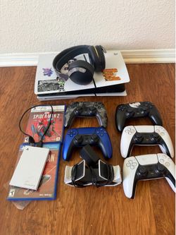 PS5 slim disc bundle 1TB WITH EXTERNAL HARD DRIVE