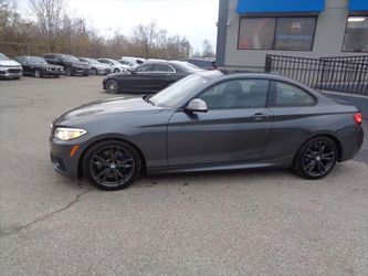 2016 BMW M235i