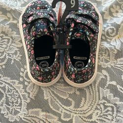  New girls Size 9 Shoes 