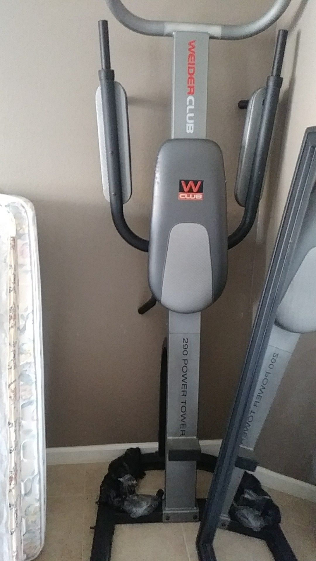 weider club 290 power tower for Sale in Las Vegas NV OfferUp