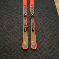 Volkl Mantra Jr. 138cm Skis w/bindings