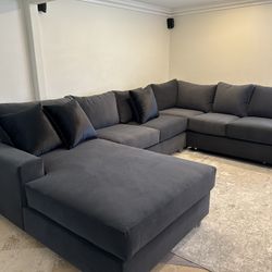 Brand New Super Plush Custom Extra Wide High Density Foam Sectional Set 