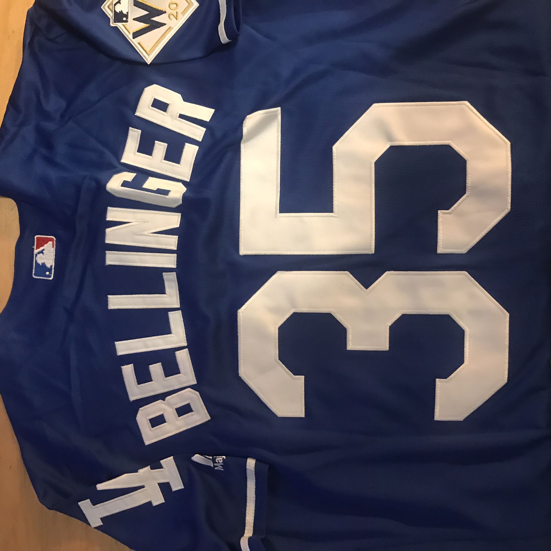 LA Dodgers Bellinger 35 Baseball Jersey MEDIUM