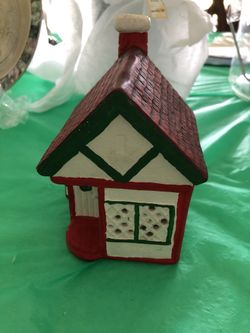 Hand painted Ceramic Venezuelan house 