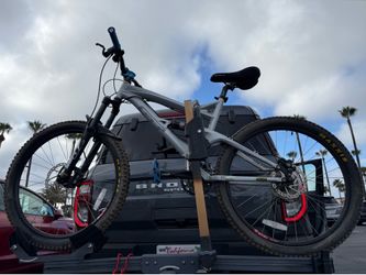 GT dual suspension Mountain Bike