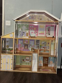 Barbie House