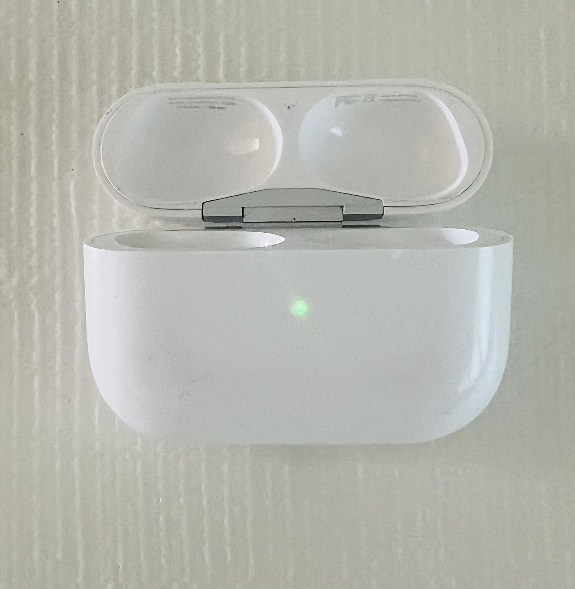 Genuine Apple AirPods Pro 1st Generation Charging Case - (A2190)
