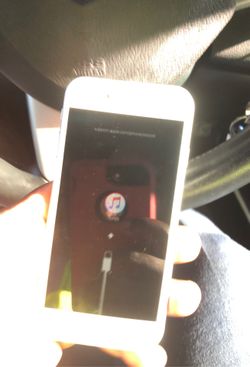 Apple iPhone 6s $180