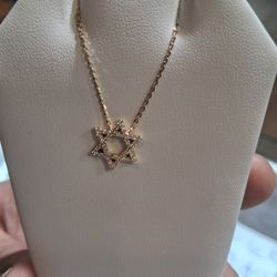 14k Yellow Gold Star Of David With Matching Gold Chain 0.15ct Diamonds