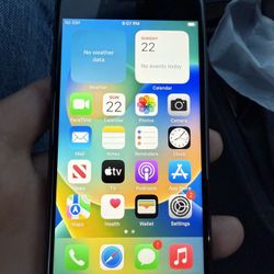 iPhone 8 Verizon 64g.  