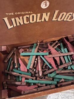 Vintage Lincoln Logs