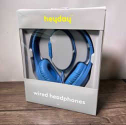 Wired HeyDay blue headphones - music kids school gym