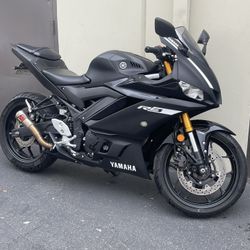 2019 Yamaha R3